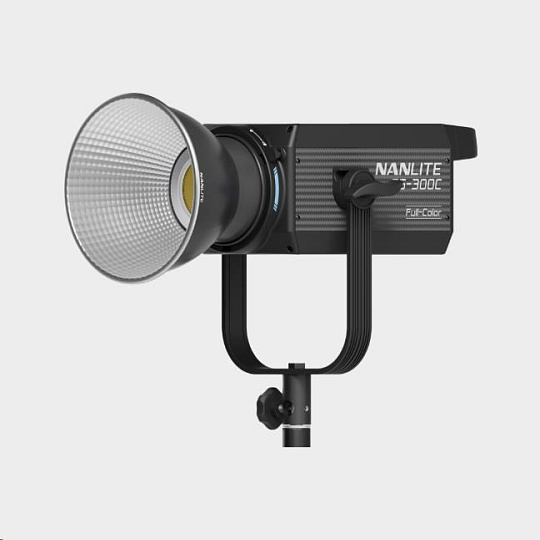 Nanlite FS-300C LED RGBW Spot Light Nanlite FS-300C LED RGBW Spot Light