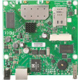 MikroTik RouterBOARD RB912UAG-5HPnD, 600MHz CPU, 64MB RAM, 1x LAN, integr. 5GHz Wi-Fi, vč. L4 licence